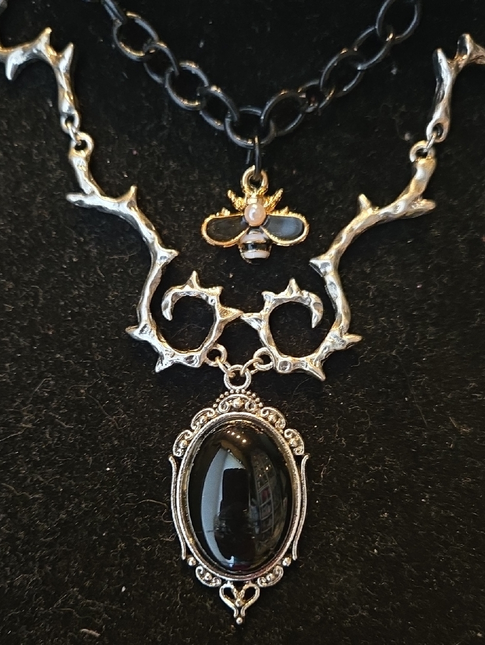 Gothic Black Onyx Bee Pendant Necklace with Faux Leather Choker - Picture 2 of 8